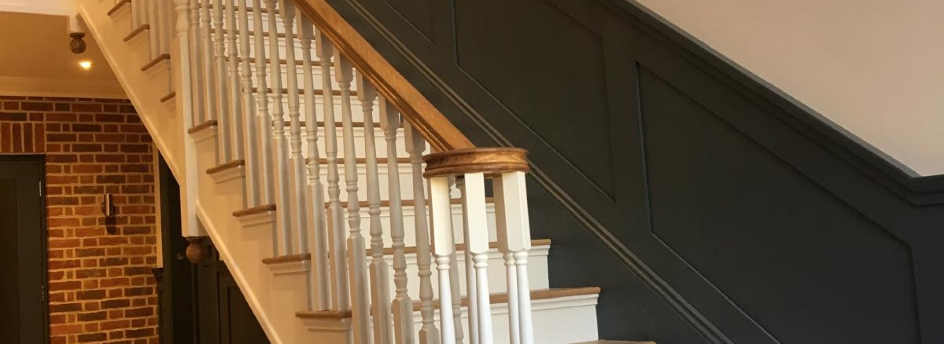 timeless-staircase-designs-for-historic-dorset-commercial-buildings